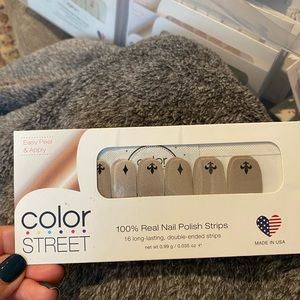 SOLD ON MERC Colorstreet retired HTF Palais Royale